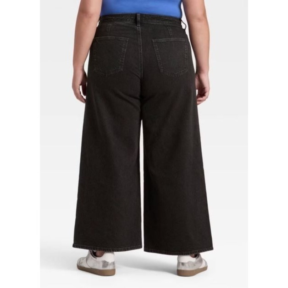 Universal Thread Women's High Rise Sailor Wide Leg Ankle Jeans in Black Size 14 - Picture 3 of 8